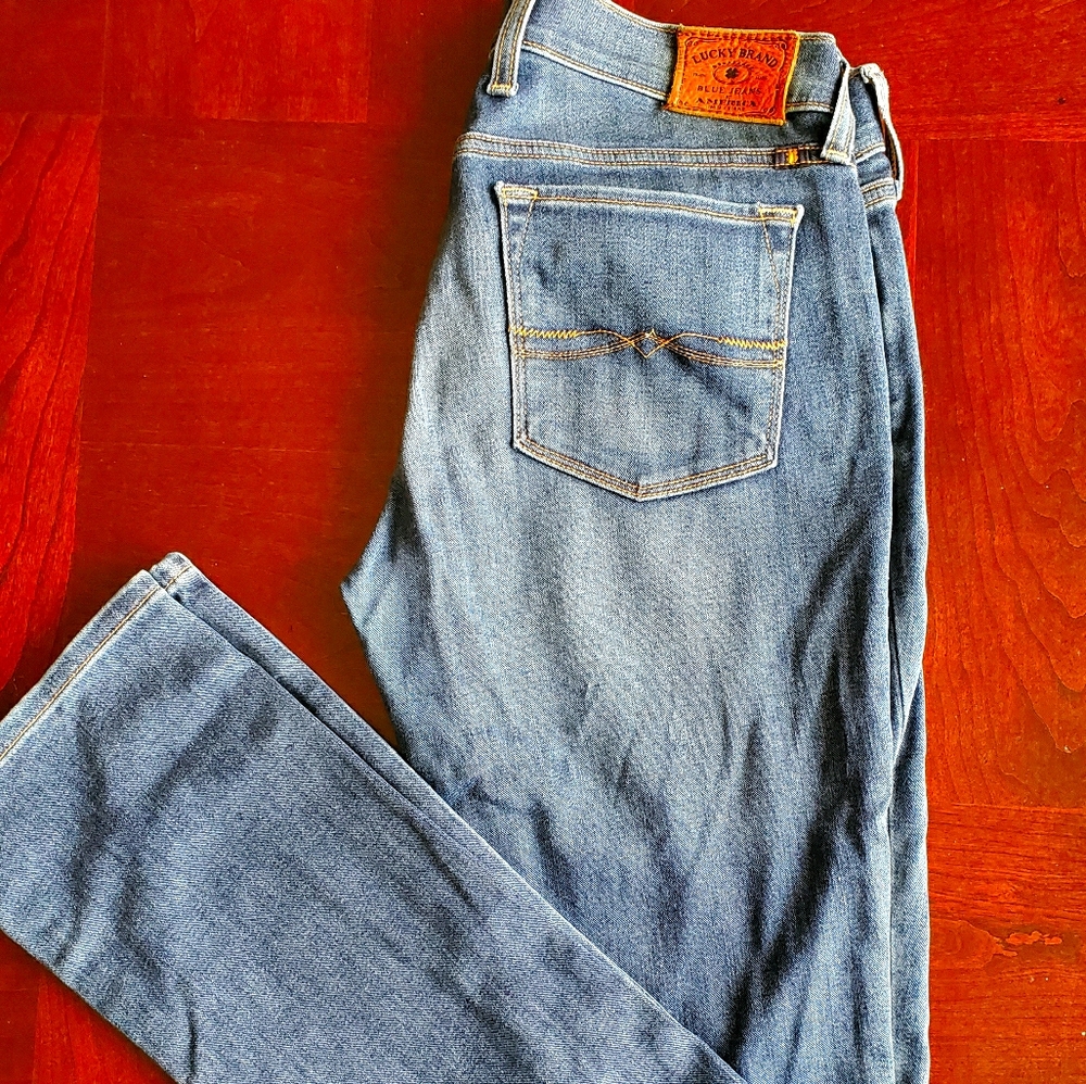 Lucky brand straight cut jeans